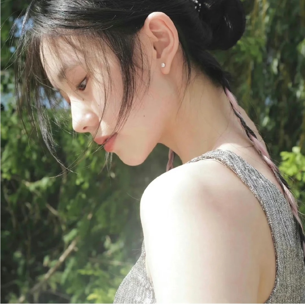 Meet your Posher, Leslie